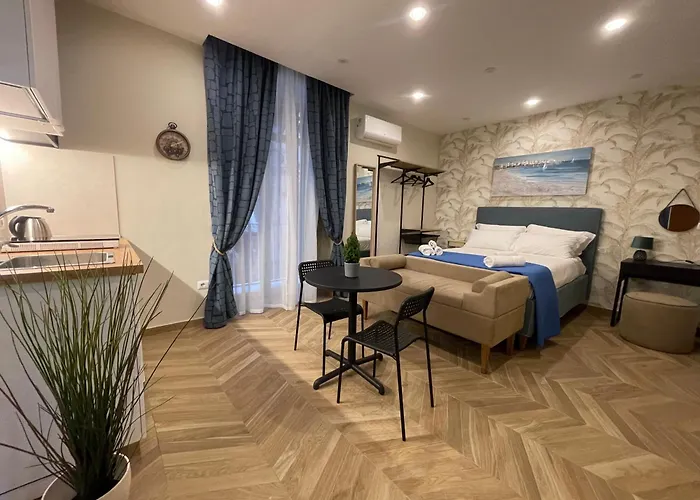 Dimora Martinelli Apartment Naples
